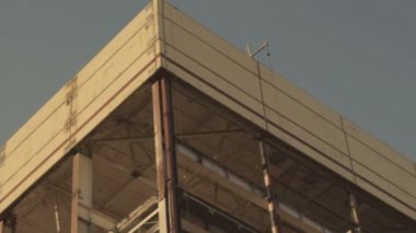 Terk Edilmiş Endüstri Binası