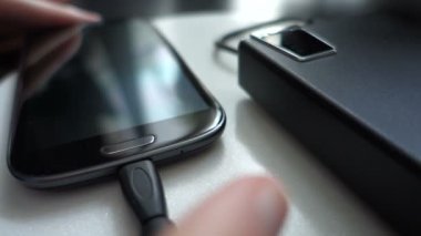 Powerbank Smartphone-e doğru bağlamak