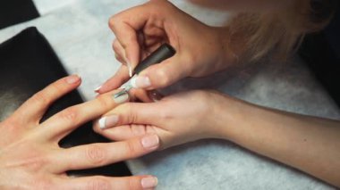 Güzel tırnak cilası