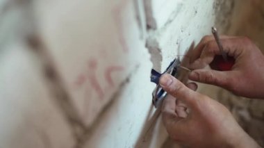 Elektrik soketi bağlantısı