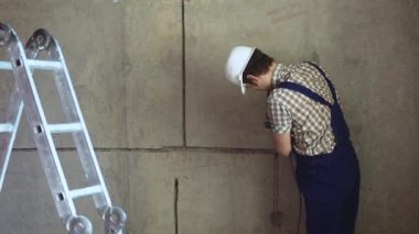 Oluşturucu aracı ile onarım çalışmaları gerçekleştirir