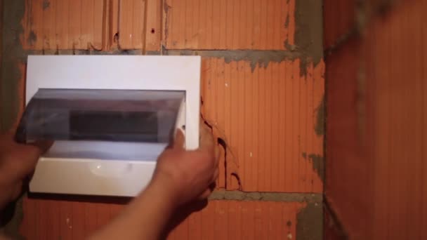 Kutusu elektrik kontrol donanımları için — Stok video