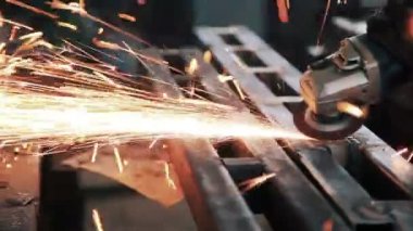Metal taşlama tezgahı