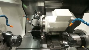 Hidrolik sistem closeup ile metal işleme makineleri