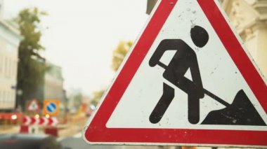 Trafik işaretleri yol için çalışmak