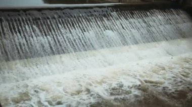 Barajı Nehri üzerinde