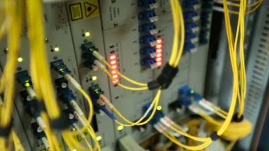 Ağ iletişimi ve Internet sunucu odası