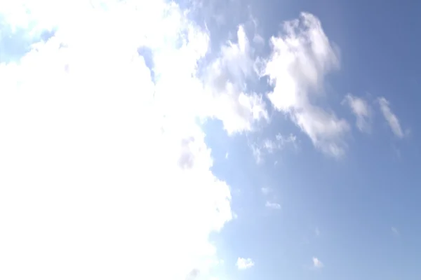 Небо з хмар, в русі. Гарний 3d-рендерінг — стокове фото