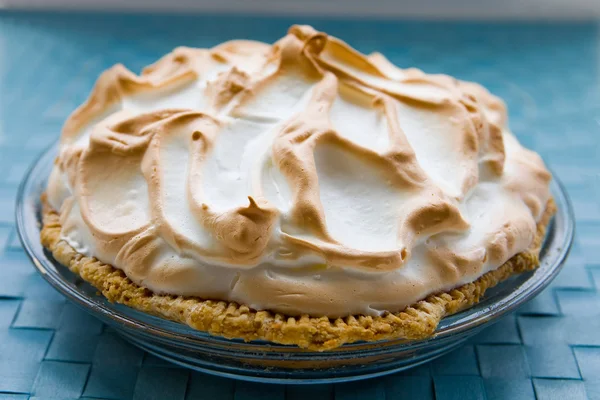 Key Lime Pie on a plate — Stock Photo, Image