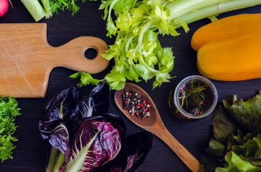 Salata için Taze Malzemeler