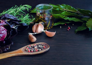 otlar ve baharatlar seçimi