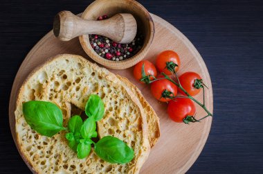 İtalyan kurutulmuş ekmek Friselle