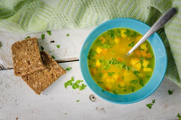 Zuppa Imperiale - Italian soup — Stockfoto