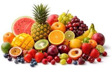 Çok çeşitli dilimler ve renkli taze tropikal meyveler.