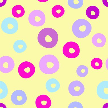 Kusursuz soyut halka deseni. Sarı arka planda pastel renkli daireler. Hassas, şeker, puantiyeli çörek. Tekstil, ambalaj kağıdı ve çocuk kıyafetleri için güzel bir el çizimi.