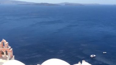 Santorini Adası'nın deniz kıyısı