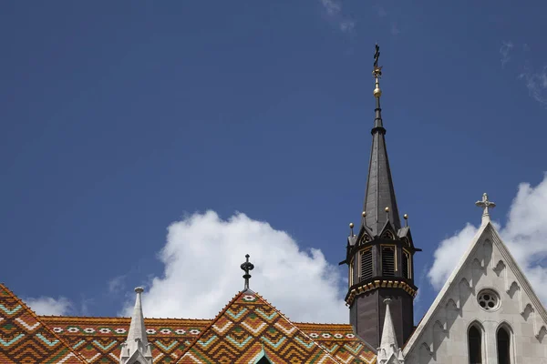 Techo Escénico Aguja Catedral San Matías Budapest Hungría — Foto de Stock