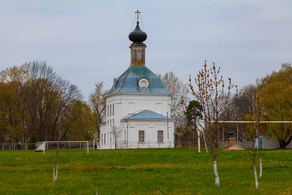 ロシア モスクワ地方のモヒリ村におけるキリスト教会のネイティブ — ストック写真