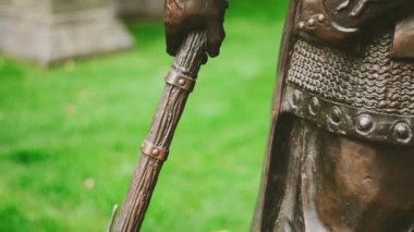 Viking heykel kale yakınında