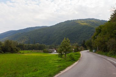 Saraybosna yakınlarındaki dağlarda. Bosna-Hersek