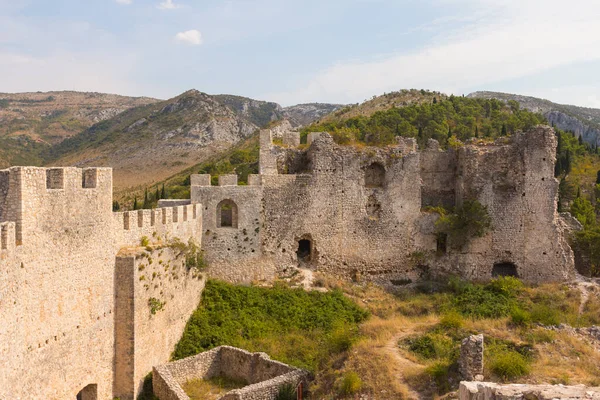 Vista Las Murallas Del Histórico Castillo Herceg Stjepan Blagaj Bosnia — Foto de Stock