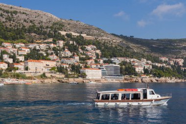 Güneşli bir günde Dubrovnik şehrinin güzel manzarası. Hırvatistan 