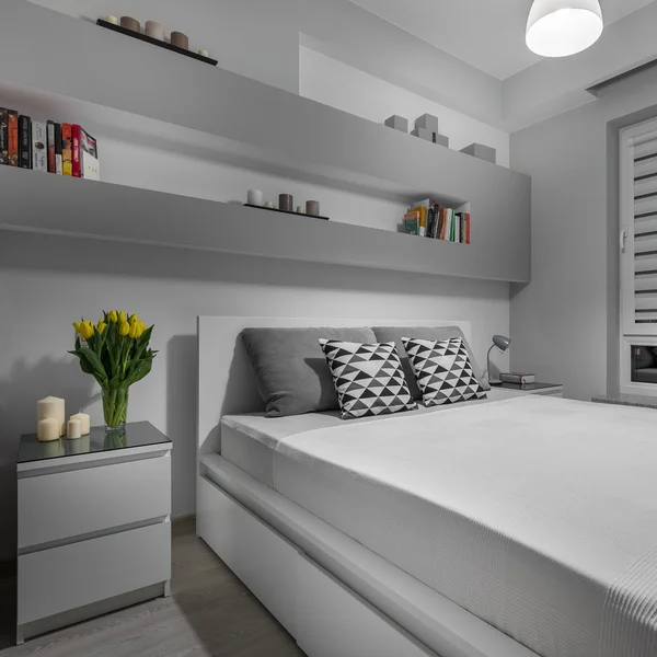 Cómodo y hermoso dormitorio — Foto de Stock