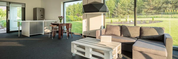 Kitchen with living room — Stock Photo, Image