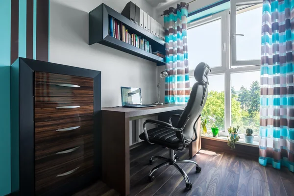 Nueva idea para su oficina en casa ! — Foto de Stock