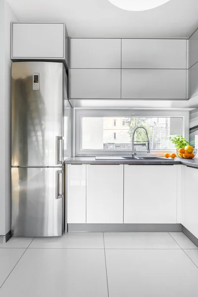 White villa kitchen idea — Stock Photo, Image