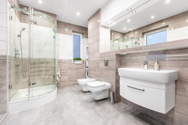 Mükemmel banyo - geniş ve fonksiyonel 