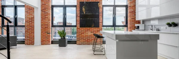 Panorama Cocina Blanca Lujo Elegante Apartamento Loft Con Ladrillo Visto — Foto de Stock