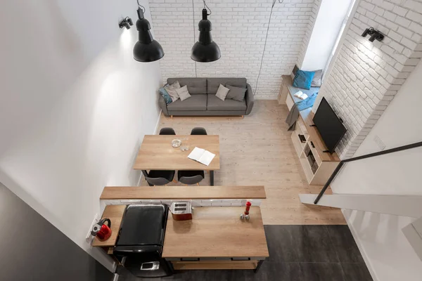 Bovenaanzicht Van Kleine Stijlvolle Loft Appartement Met Bakstenen Muren Houten — Stockfoto