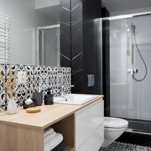 Elegant Stylish Designed Small Bathroom Decorative Wall Tiles Wooden Countop — стоковое фото