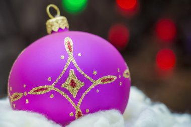 Pembe Noel oyuncaklar