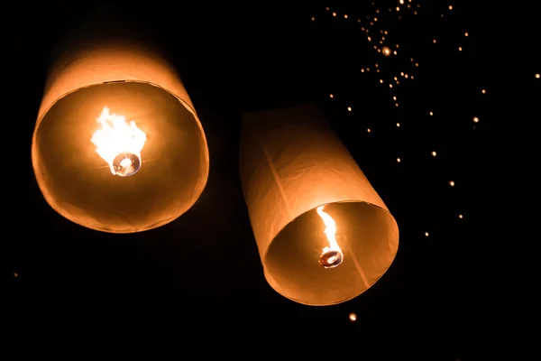 Тайська папір повітряна куля — стокове фото