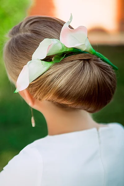 Penteado de casamento vista traseira — Fotografia de Stock