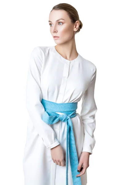 Frumos tineri de moda femeie de afaceri izolat pe alb — Fotografie, imagine de stoc