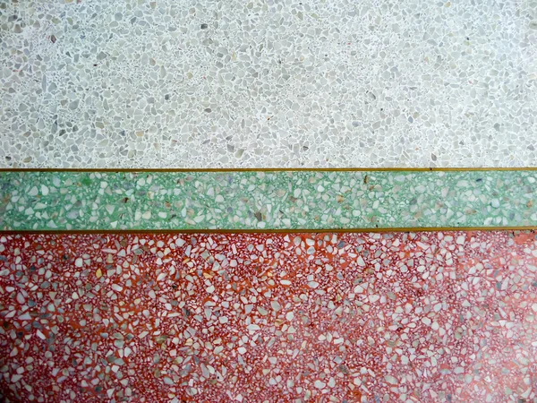 Sten golv vit grön röd färg — Stockfoto