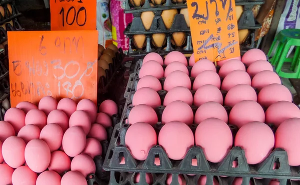 Uova sulla confezione — Foto Stock
