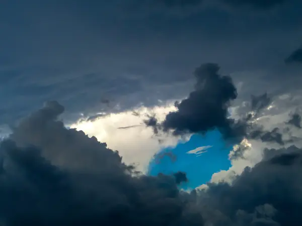 Cloud and darkcloud dimension — Stock Photo, Image