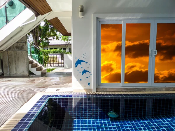 Villa piscine de luxe — Photo