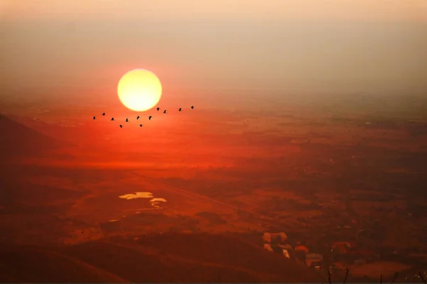 Sunset Evening Sky Mountain Silhouette Bird Flying Country Lopburi Thailand — Stock Photo, Image