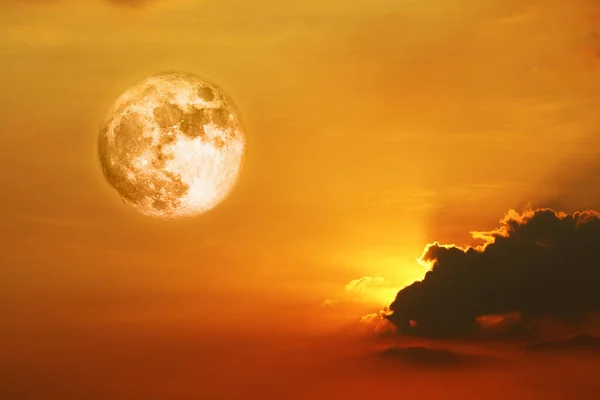 Полная Луна Коры Оранжевый Желто Красный Силуэт Неба Закате Обратно — стоковое фото