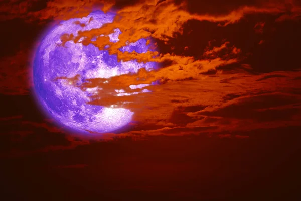 Super Χιόνι Φεγγάρι Πίσω Στο Σύννεφο Σιλουέτα Στο Ηλιοβασίλεμα Ουρανό — Φωτογραφία Αρχείου