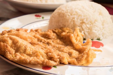 Omlet pirinç, ucuz, pahalı, bir yönetmen