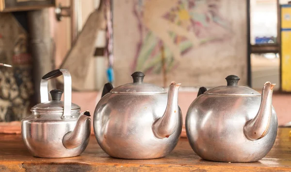 çaydanlık sıcak çay için.