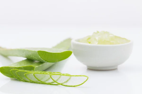 Aloe Vera Süßwasser kann helfen, freie Radikale zu neutralisieren — Stockfoto