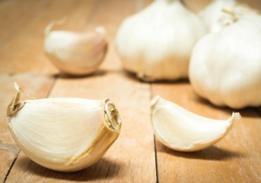 Sarımsak Allicin, tıbbi özellikleri denilen bir bileşik içerir,