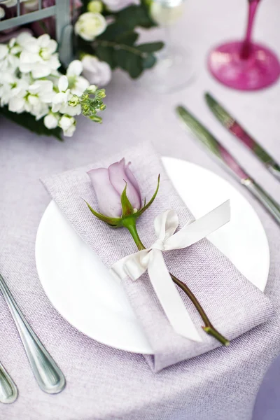 Esküvői dekoráció és a virágok — Stock Fotó